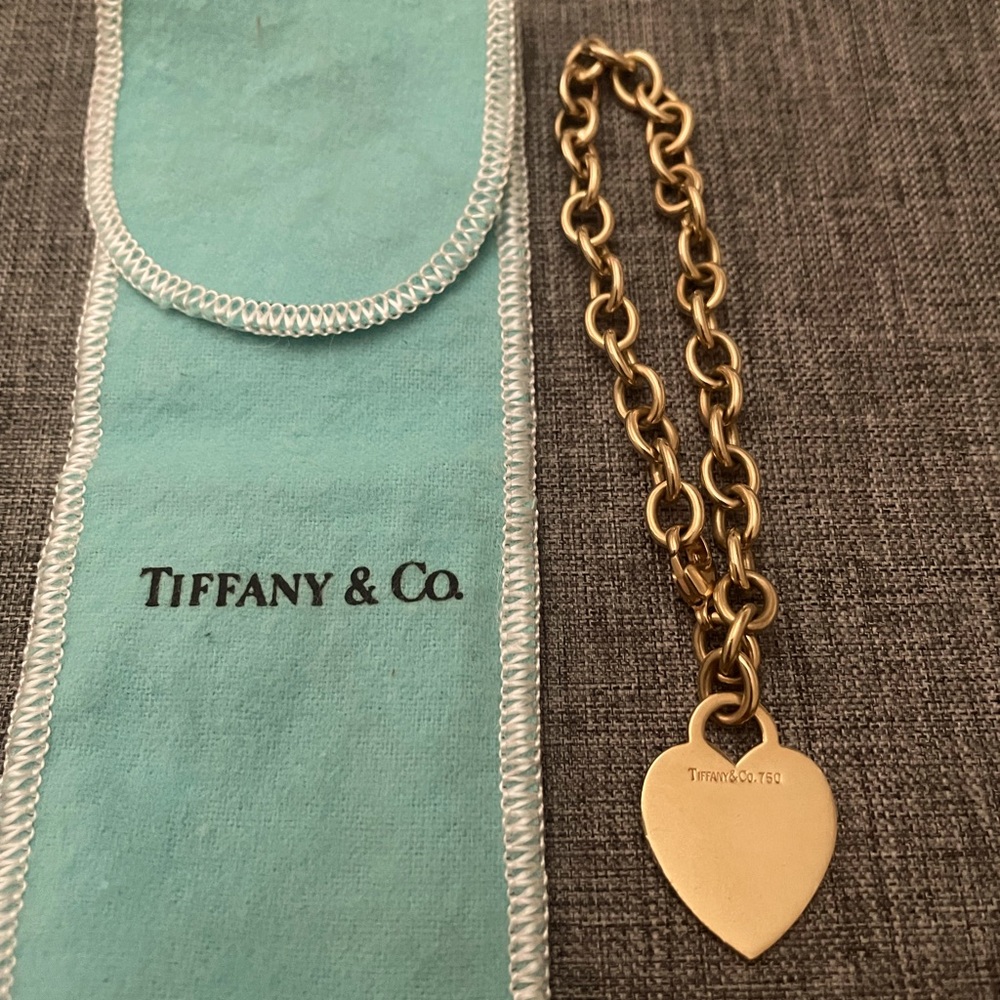 Tiffany’s heart charm bracelet